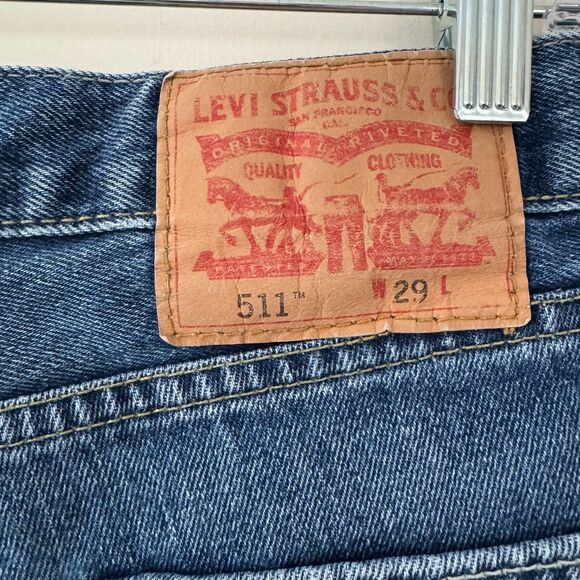 Levi's Men's Blue Denim Raw Hem Bermuda Shorts Size 29 - Picture 3 of 4